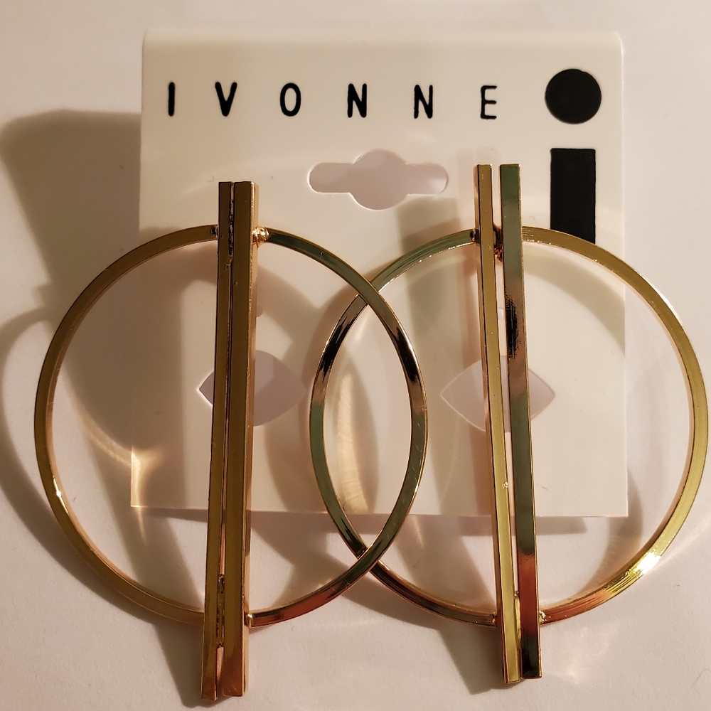 Gold hoop detail earrings
